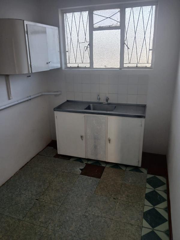 To Let 1 Bedroom Property for Rent in Uitenhage Eastern Cape